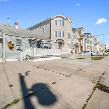 Beach Block 2 Bedroom House W Parking Brigantine Exterior photo